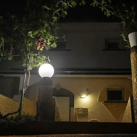 Apartament Solaride Apartments, Free Private Parking With Videosurvelliance And Shuttle Service Salerno